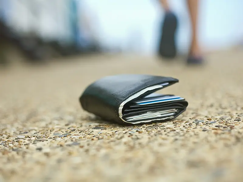 wallet on the ground