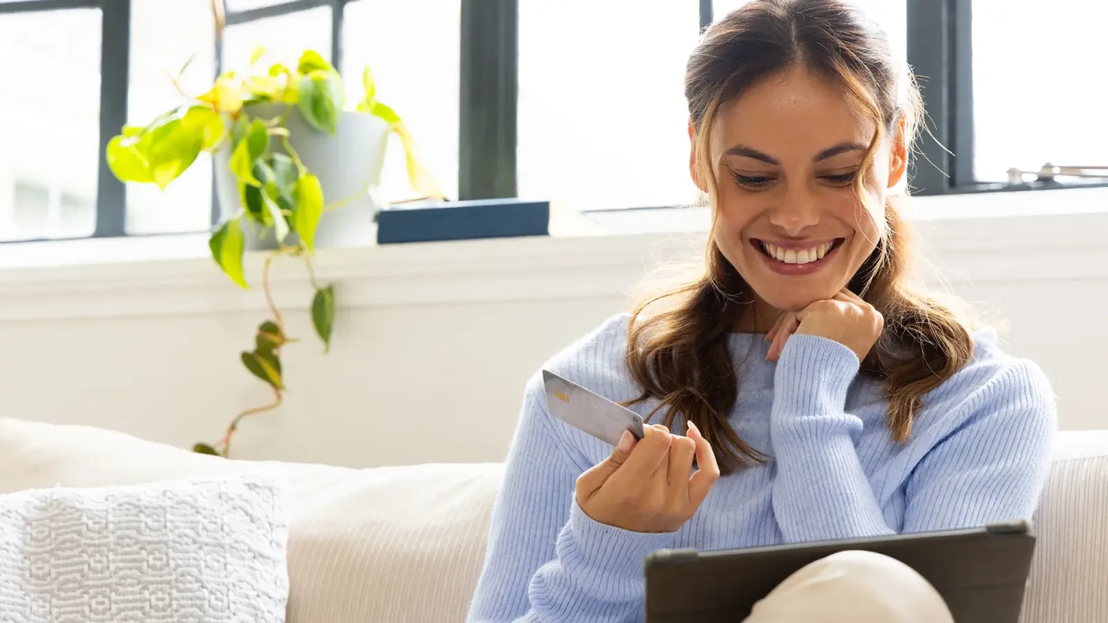 woman with credit card